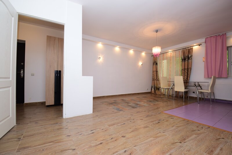 Prelungirea Ghencea -Drumul Ghindari  2 camere, bloc 2015,